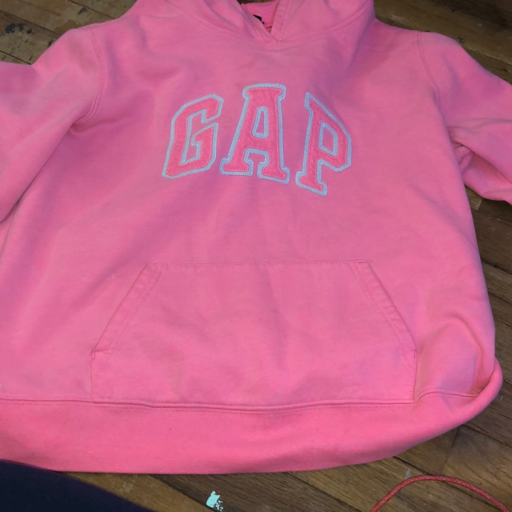 GAP PINK HOODIE